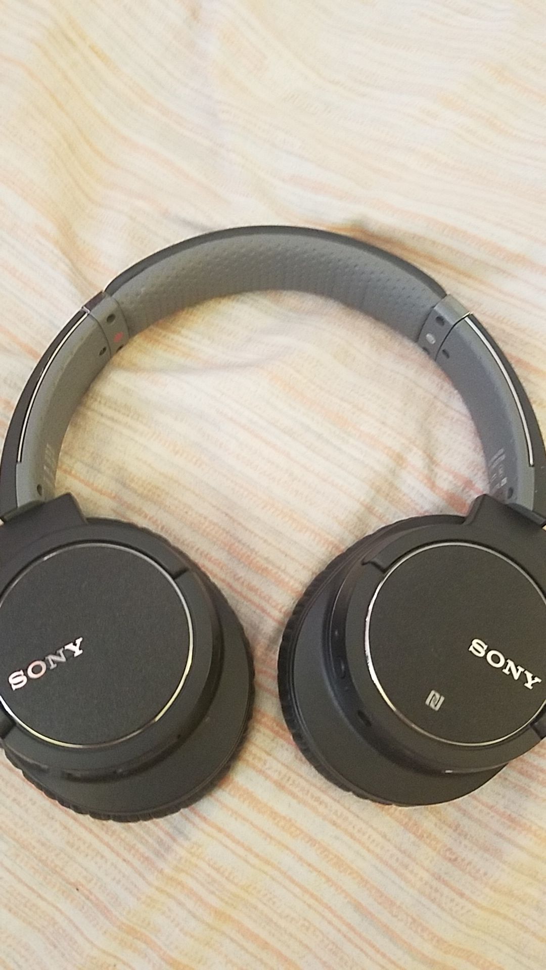 Sony MDR-ZX770 Wireless Headphones