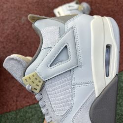 Jordan 4 Retro SECraft Photon Dust