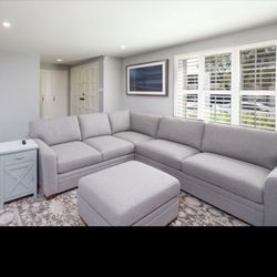 Thomasville Langdon Fabric Sectional with Storage Ottoman