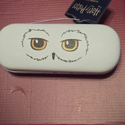 Harry Potter Hedwig Eyeglass Case Hardshell & Cleaning Cloth Set