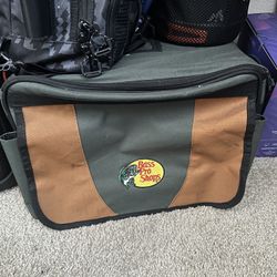 Bass Pro Shops Tackle Bag 