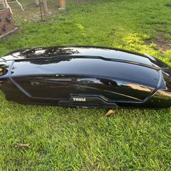 Thule Motion XT cargo Box 