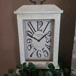 Clock 