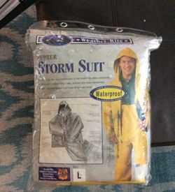 **WATERPROOF**Storm Suit by Weather Rite