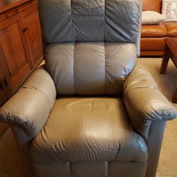 La-z-boy Leather Recliner 
