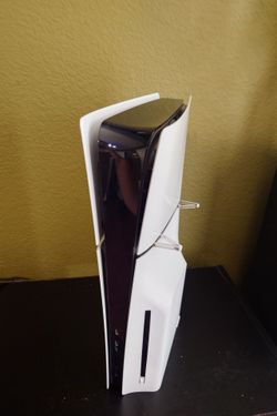 PS5 Slim + disc drive
