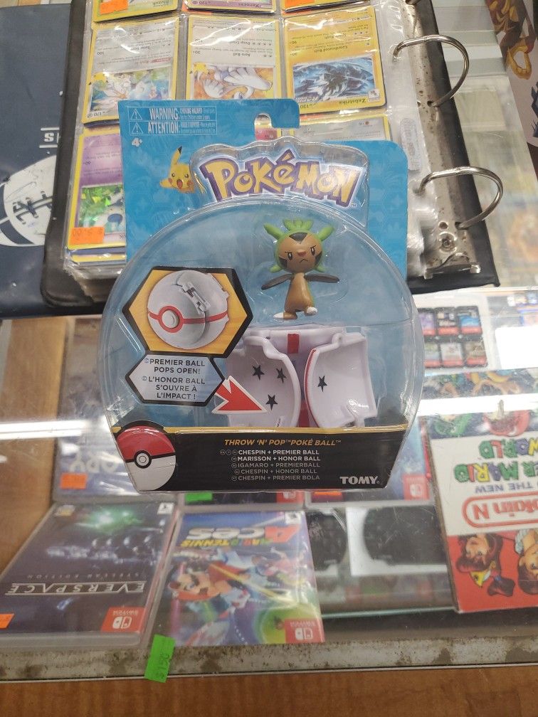 Pokemon Throw N Pop Poke Ball Lot of 4 Pikachu Froakie Chespin Fennekin Tomy Toy