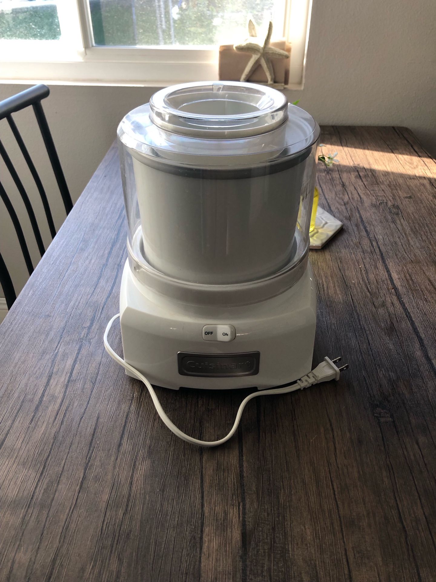 Ice Cream Maker Cruisinate - Like New 