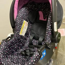 Minnie Mouse Stroller And Car Seat
