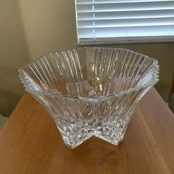 Beautiful Lead Crystal Center Bowl