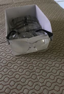 Safety glasses