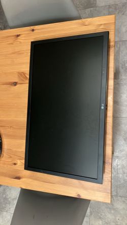 LG UltraGear 24” Gaming Monitor 144Hz