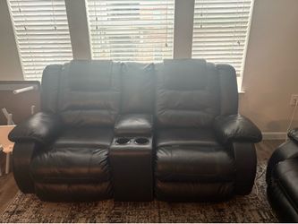 Black leather Recliner set