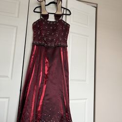 Now There Is Two Items A Beautiful Evening, Dress And Evening Shoes The Shoe Size 7 The Dress Size 12 The Color Is Burgundy Both For$200 Total 