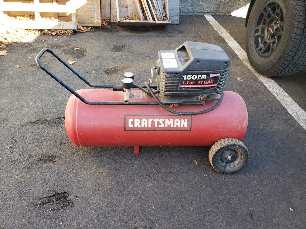Craftsman 17 gallon 1.1 HP air compressor