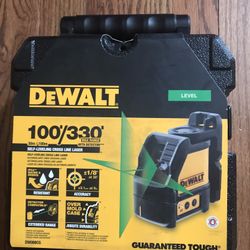 Dewalt DWO88CG  100 Ft Self-Leveling Crossline Laser  Level Brand new
