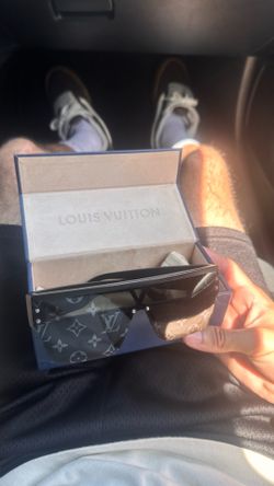 Louis Vuitton Glasses Used