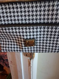 Dooney&Bourke Clutch Bag with Gold Hardware