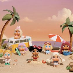 CRYBABY Vacation Mode On Vinyl Plush Pendant **SEE DESCRIPTION**