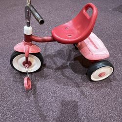 Vintage 3-Wheel Baby Tricycle – Retro Classic!