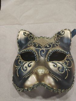 Cat mask