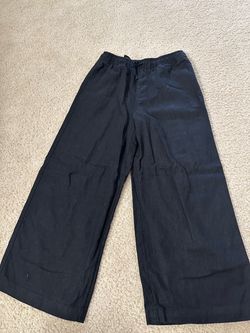 Girls black wide leg pants size medium