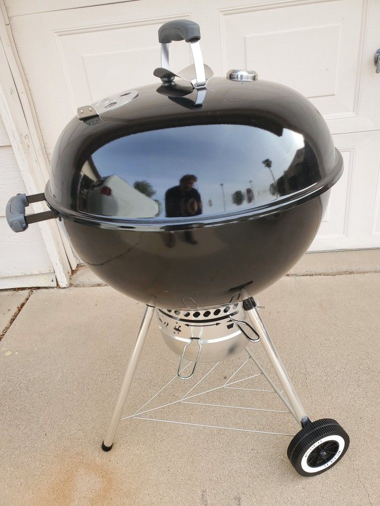 Weber Original Kettle Premium grill
