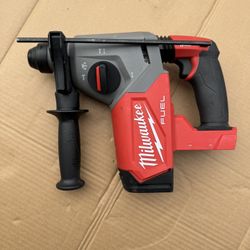 Milwaukee M18 FUEL 18V Lithium-Ion Brushless Cordless 1 in. SDS-Plus Rotary Hammer (Tool-Only)