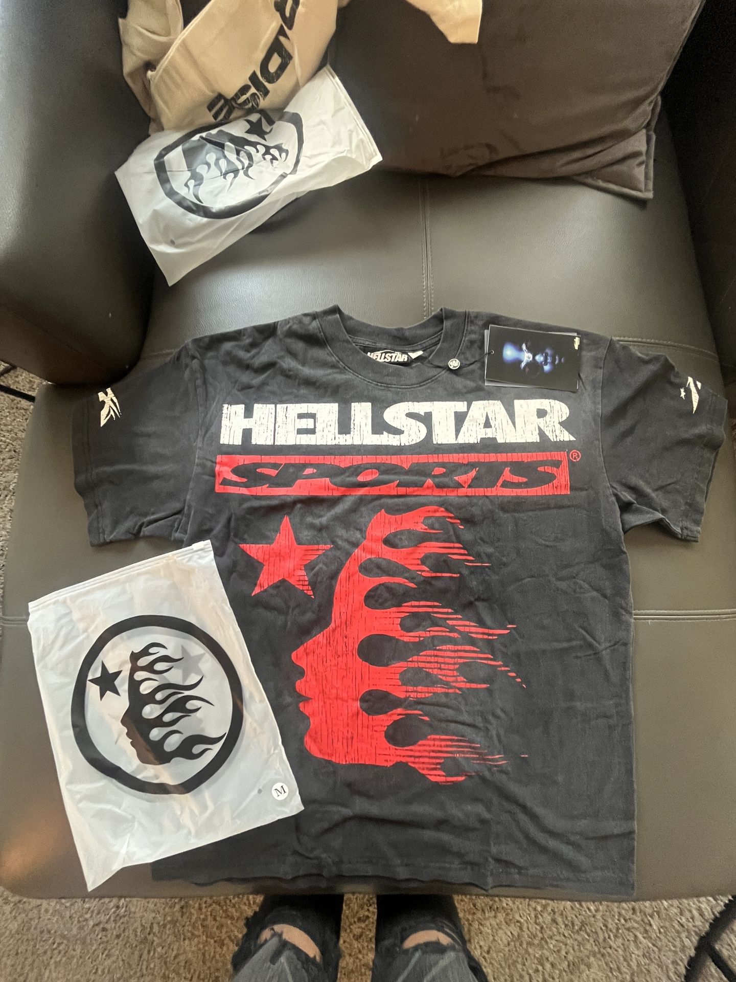 Medium Hellstar Family Tee