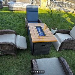 Brand New Patio Set Reclainers Chairs Fire Pit Propane 