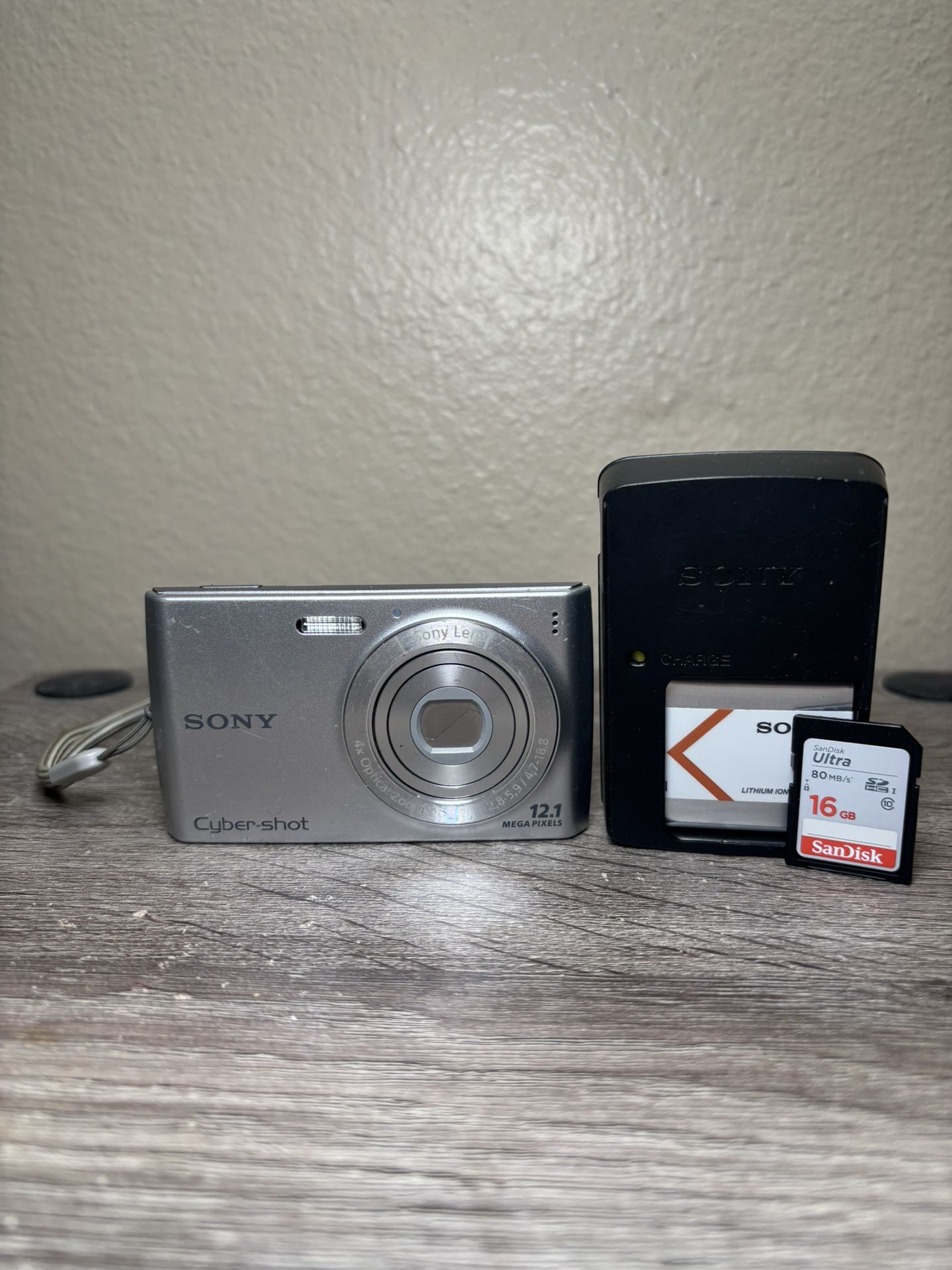 Sony Cyber-shot DSC-W510 12.1MP Compact Digital Camera Silver