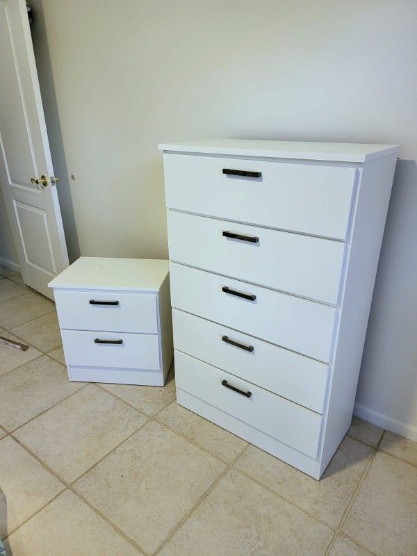 🌈NEW CHEST and one NIGHTSTAND