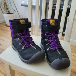 Waterproof, Insulated Keen Boots Kid Size 1