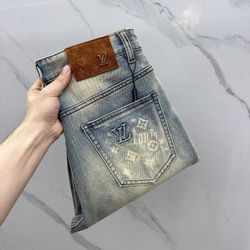 LV Men’s Jeans 2026 New 