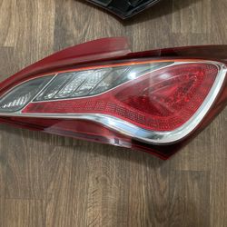 2010-2016 Hyundai Genesis Tail Lights  (Pair) L & R