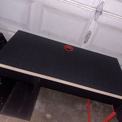 IKEA Micke Desk 