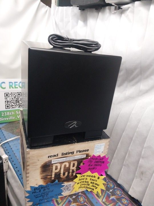 Martin Logan Subwoofer Dynamo 700