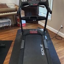 Sole F63 Treadmill