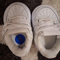 Nike New White Vsby Tennis Shoes