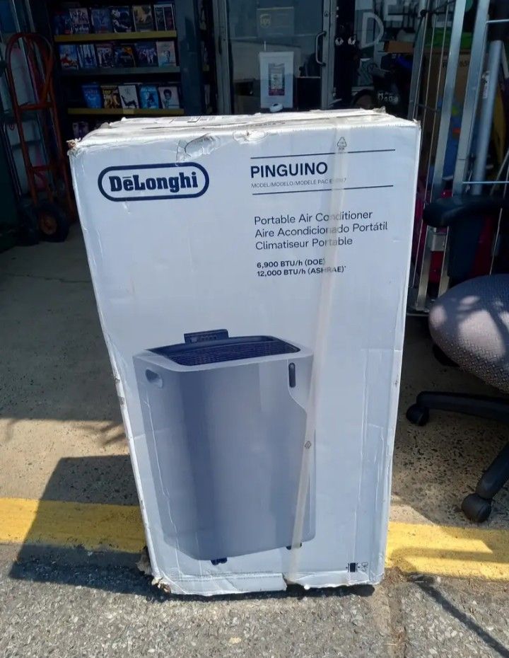 DeLonghi pinguino em367 portable air conditioner 6.900 BTU / 12.000 BTU