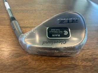 New Cleveland RTZ Tour Rack Raw Wedge 56 Mid 10 Dynamic Gold Tour Issue Shaft