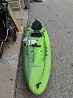 Lifetime Triton Angler 100 Fishing Kayak for Sale in Northbrook, IL -  OfferUp