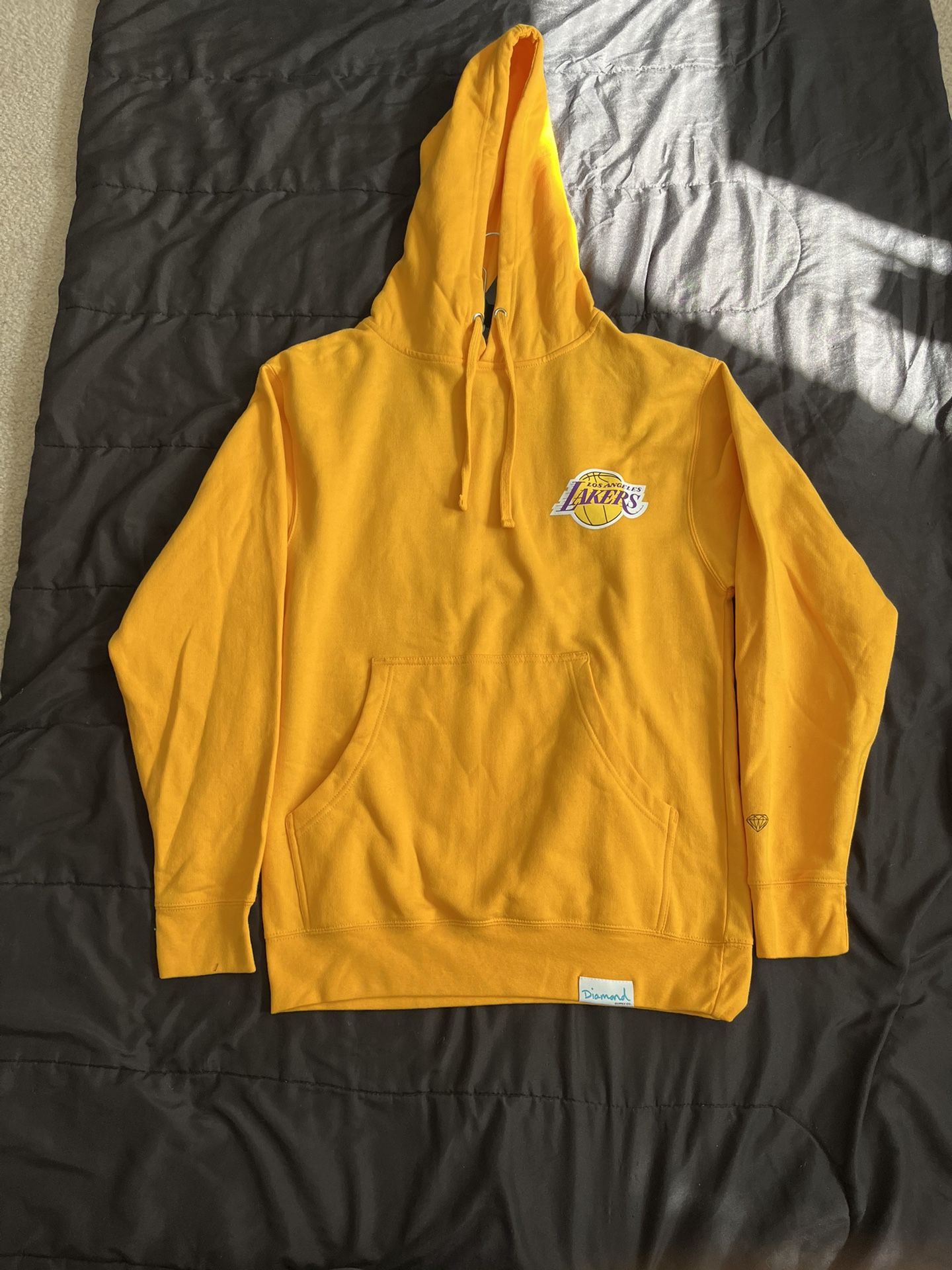 Diamond Supply x Los Angeles Lakers x Looney Tunes Yellow Hoodie Brand New Condition Sz Small