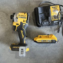 Dewalt impact driver set