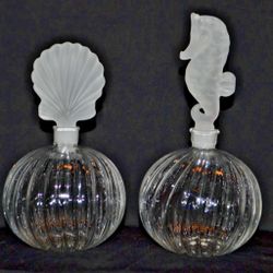 Blown Glass Perfume Bottles Clear w/Frosted Seashell & Sea Horse Stoppers NWOT