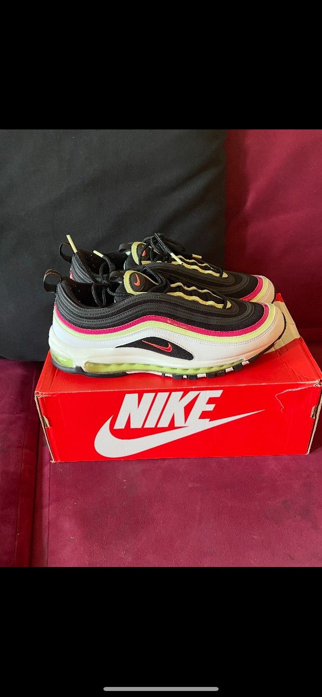 Nike Air Max Size 10