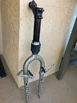 Canonndale Mountain Bike SuperV400. Fork