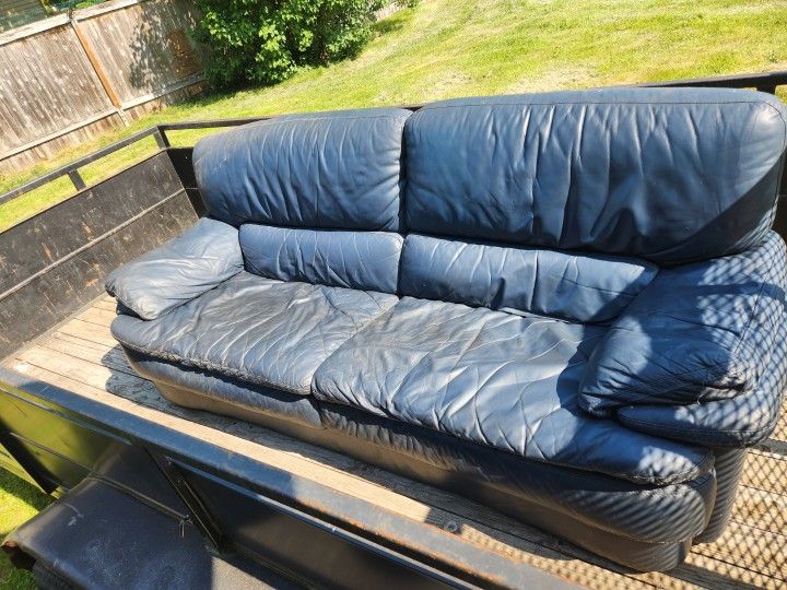 Free Couch