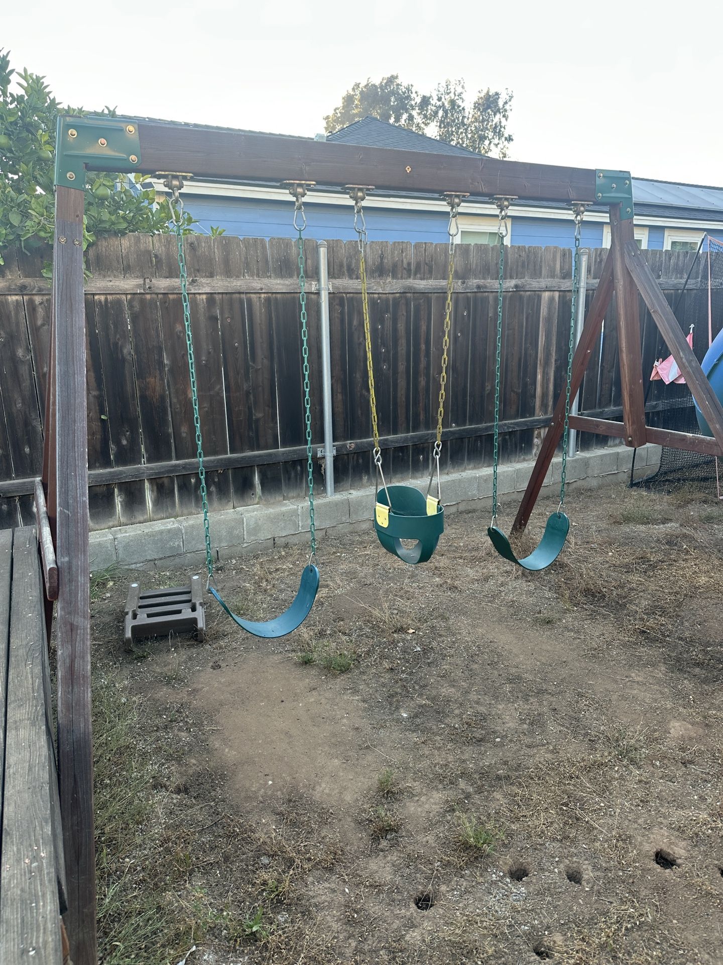 Swing set