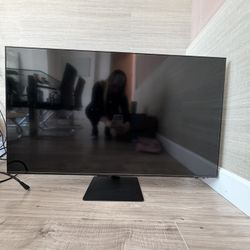 Samsung 43 Inch 4k UHD smart Monitor Black 